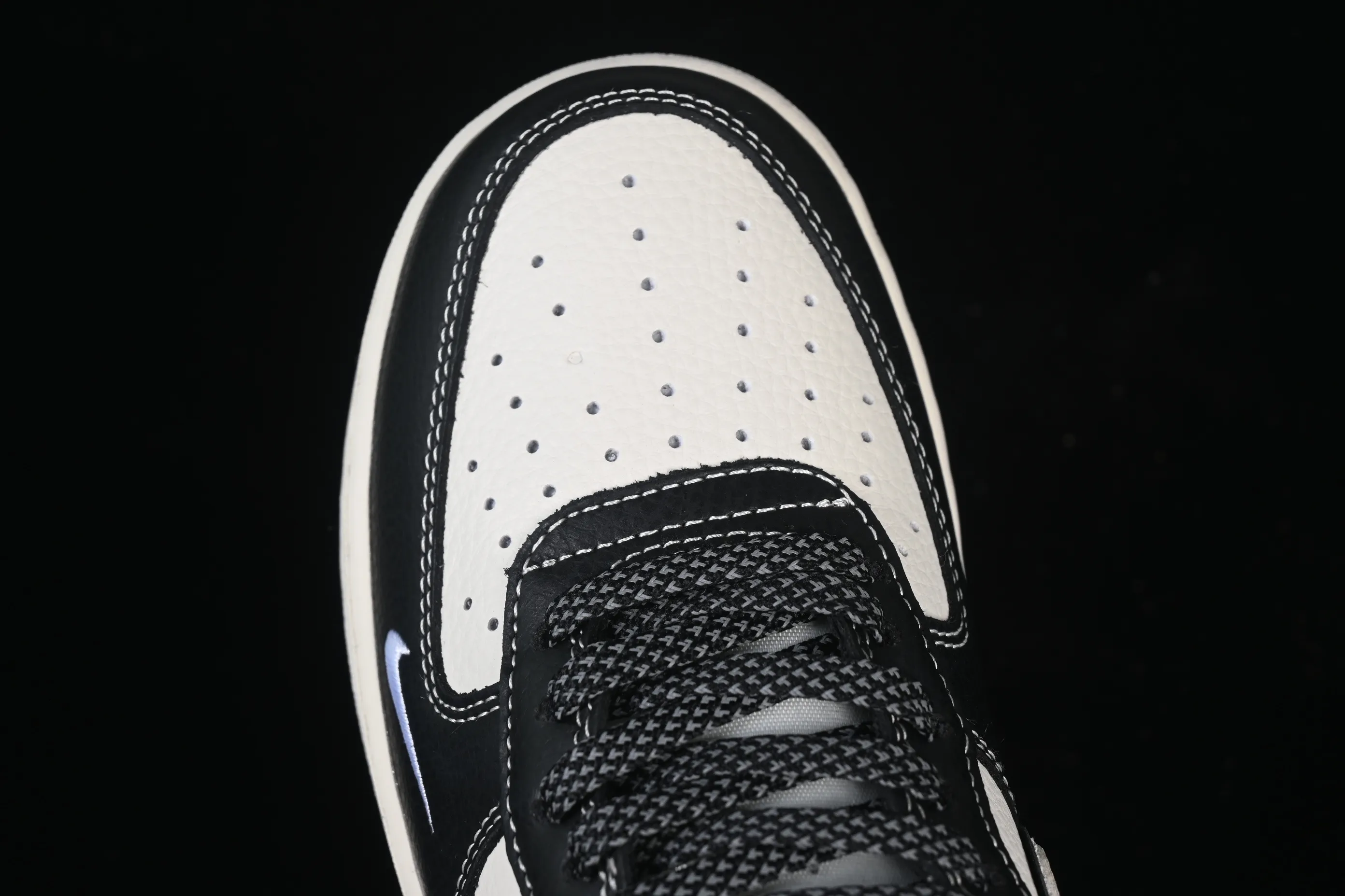 All categories Nk Air Force 1 Air Force series Nk Air Force 1 Low Air Force low-top Nike Air Force 1'07 Low Stusi co-branded classic black and white panda Air Force 1 low-top casual sneakers DD1982-318
